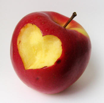 яблочное сердце